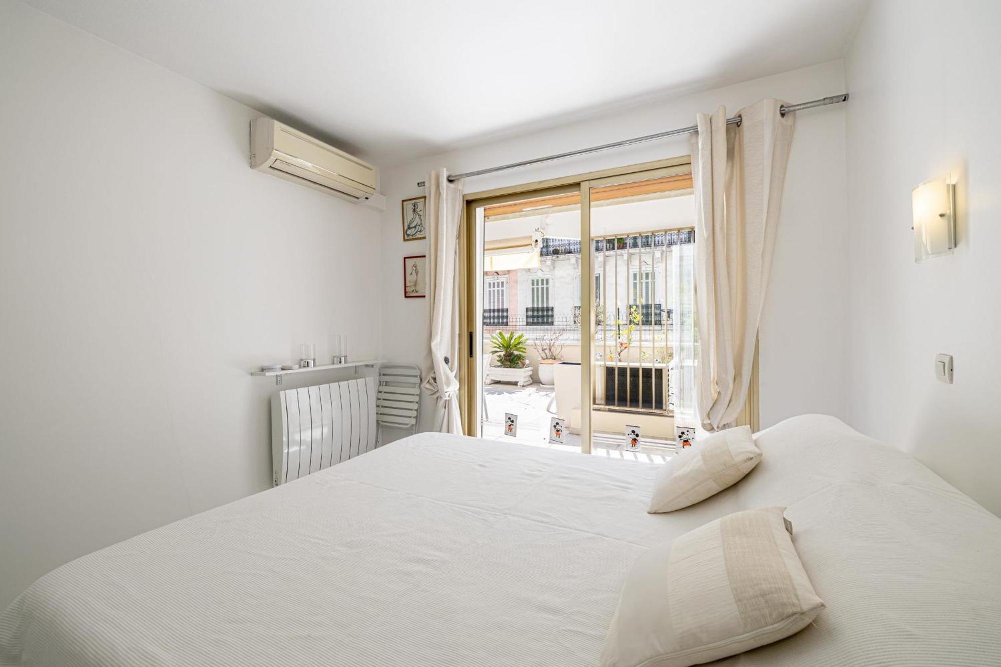 Apartment Ref 1966 - Center Cannes